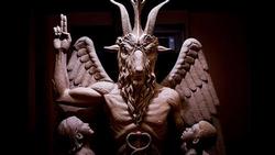 بالصور | تمثال الشيطان يثير ضجة في أمريكا .. ومظاهرات ضده في مدينة ديترويت