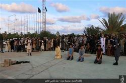 بالصور.. داعش ينظم حفلة قتل وجلد وتقطيع أذرع في سرت