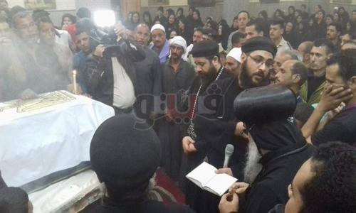 بالصور| المئات يشيعون جثمان شهيد أبو قرقاص بكنيسة مارجرجس