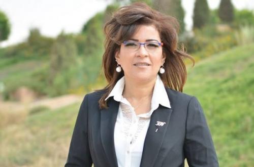 منسى: «اللى زيّنا عمرُه قُصَيّر» .. بقلم فاطمة ناعوت