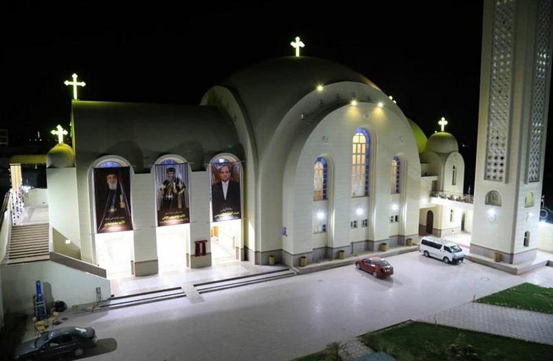 فرحة لاسر شهداء المنيا بعد تدشين كنيستهم اليوم بقرية العور - (صور)