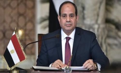 السيسي مهنئا الأقباط بعيد القيامة: "ادعونا جميعا أن نتذكر تعاليم السيد المسيح