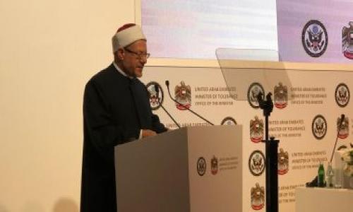 المفتى يقدم العزاء للبابا تواضروس فى ضحايا انهيار حائط كنيسة المنيا