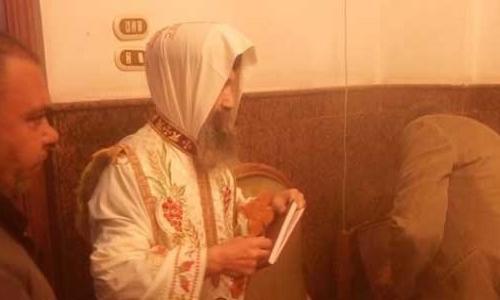 بالصور.. الأنبا بسنتى يدشن معمودية كنيسة وادى حوف