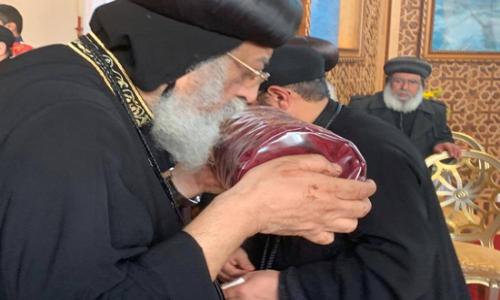 بالصور البابا تواضروس يطيب رفات القديس أثناسيوس الرسولي بألمانيا