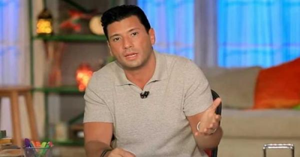 إسلام بحيري: شيخ الأزهر محمود شلتوت أكد أن من لم يؤمن برسالة النبي غير كافر