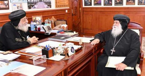 البابا يستقبل سفير الدنمارك ورئيس دير الشايب بالأقصر في الكاتدرائية