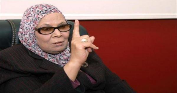 بعد انتشارها.. رد ناري من «الإفتاء» علي فتوى آمنة نصير المثيرة للجدل بعد انتشارها.. رد ناري من «الإفتاء» علي فتوى آمنة نصير المثيرة للجدل