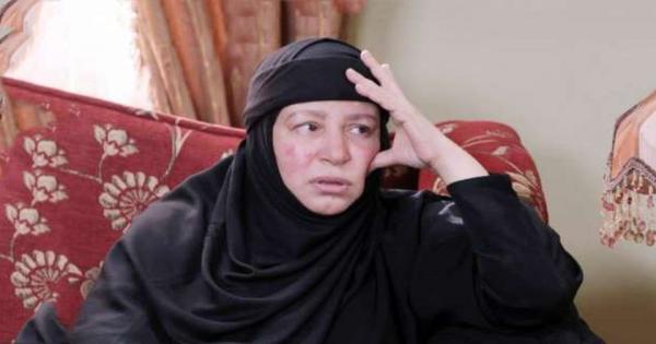 والد بنات عبلة كامل يطمئن الجمهور: مرضها بالسرطان شائعة