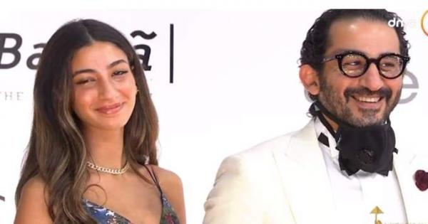 ابنة أحمد حلمي ومنى زكي تفاجئ جمهور مهرجان القاهرة السينمائي | صور
