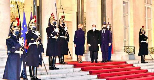 السيسي عن احتمالية مواجهة تركيا عسكريا: لن نبدأ لكن قواتنا المسلحة دائما مستعدة السيسي عن احتمالية مواجهة تركيا عسكريا: لن نبدأ لكن قواتنا المسلحة دائما مستعدة