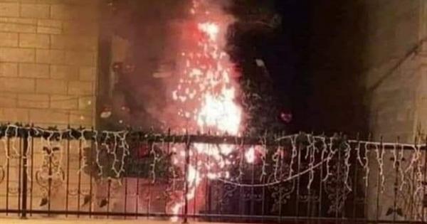 المطران عطا الله حنا: مسيحيو فلسطين ومسلموها شعب واحد ويستحيل إثارة الفتن بينهم