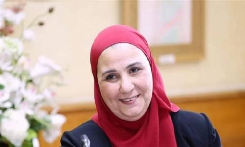 وزيرة التضامن: خطة لصرف المعاشات لمنع التكدس أمام المنافذ وزيرة التضامن: خطة لصرف المعاشات لمنع التكدس أمام المنافذ