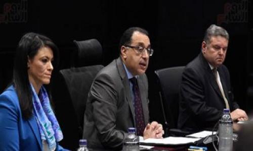 رئيس الوزراء: مد تعليق الدراسة بالمدارس والجامعات لمدة أسبوعين آخرين رئيس الوزراء: مد تعليق الدراسة بالمدارس والجامعات لمدة أسبوعين آخرين