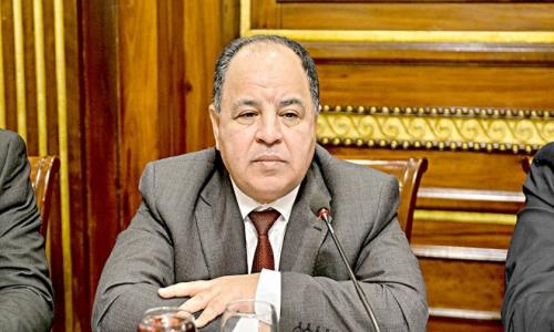 عاجل.. تكليف رئاسي برفع مكافأة أطباء الامتياز من 400 لـ2200 جنيه شهريا عاجل.. تكليف رئاسي برفع مكافأة أطباء الامتياز من 400 لـ2200 جنيه شهريا