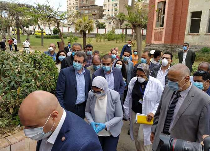 وزيرة الصحة : مصر حجزت دفعة أولى من عقار «ريمديسفير» (التفاصيل) وزيرة الصحة : مصر حجزت دفعة أولى من عقار «ريمديسفير» (التفاصيل)