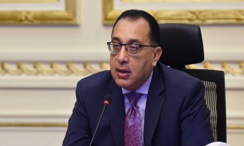 الحكومة: تخفيف الإجراءات الوقائية بيد المواطن.. والحظر قد يشمل عيد الفطر الحكومة: تخفيف الإجراءات الوقائية بيد المواطن.. والحظر قد يشمل عيد الفطر