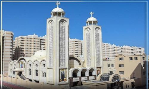 بالصور..3 أساقفة ورجال أعمال يرافقون البابا خلال افتتاح الرئيس لكنيسة بشاير الخير
