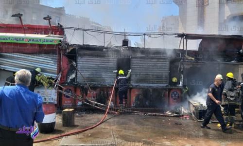 بجوار مسجد الفتح.. حريق في 3 أكشاك بميدان رمسيس بجوار مسجد الفتح.. حريق في 3 أكشاك بميدان رمسيس