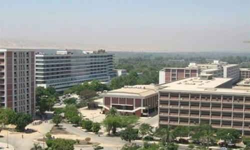 جامعة أسيوط تجري مسحات وفحص طبى لنحو 380 ممرضة ومسعف وعامل وإصابة 51% منهم بفيروس كورونا جامعة أسيوط تجري مسحات وفحص طبى لنحو 380 ممرضة ومسعف وعامل وإصابة 51% منهم بفيروس كورونا