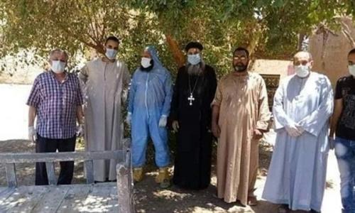 بلازما مسلم تنقذ قبطيا وأسرة تتسلم جثمان مسيحي.. شهامة المصريين حاضرة في أزمة كورونا بلازما مسلم تنقذ قبطيا وأسرة تتسلم جثمان مسيحي.. شهامة المصريين حاضرة في أزمة كورونا