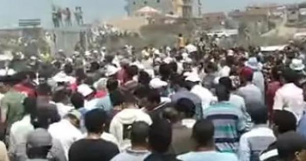 أهالى الدقهلية يشيعون جثمان 3 مهندسين شباب لقوا مصرعهم بحادث