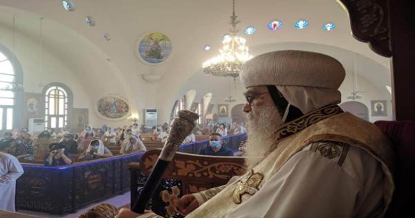 انبا باخوميوس يترأس احتفال عيد الشهيده مارينا بكنيستها بالساحل الشمالى