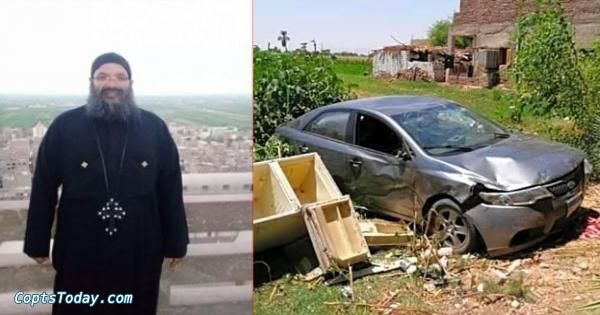 طلب صلاه لأجل القس مكاريوس عزمى في العناية المركزة - صور طلب صلاه لأجل القس مكاريوس عزمى في العناية المركزة - صور