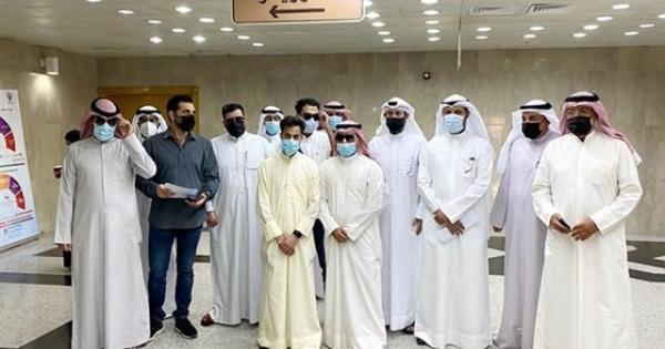 كويتيون يعتصمون بوزارة الصحة والسبب غريب