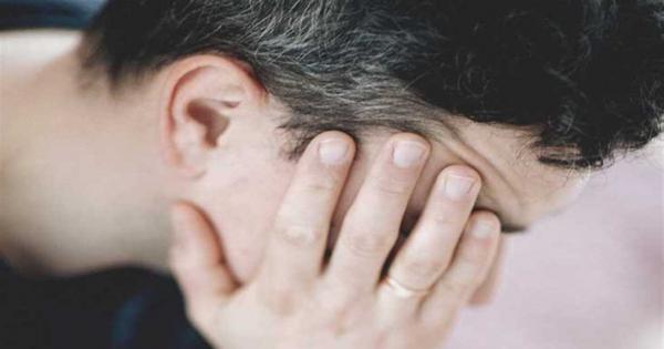 ما هو الصداع العنقودي وكم مرة يحدث؟
