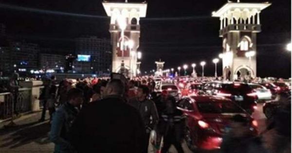 محافظ الإسكندرية عن زحام كوبري ستانلي: الموجة الثانية لكورونا أخطر من الأولى محافظ الإسكندرية عن زحام كوبري ستانلي: الموجة الثانية لكورونا أخطر من الأولى