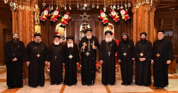 البابا يجتمع بسكرتارية المجمع المقدس