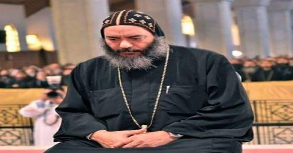 رئيس الكنيسة الإنجيلية يعزي البابا تواضروس في رحيل الأنبا كاراس