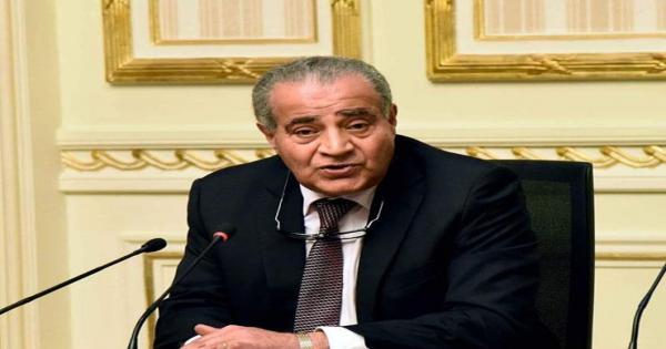 ليس السيسي وحده.. وزير التموين: وجدنا بطاقات بأسماء وزراء خلال عمليات التنقية
