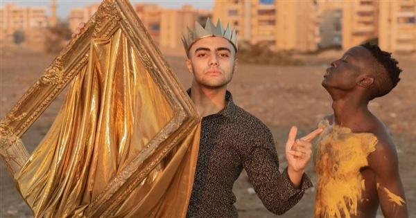 تحت شعار لا للتنمر.. فوتوسيشن يبرز جمال أصحاب البشرة السمراء.. شاهد