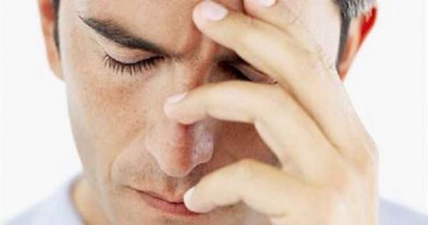 أنواع من الصداع تدل على الإصابة بأمراض خطيرة.. «اعرف عندك إيه»