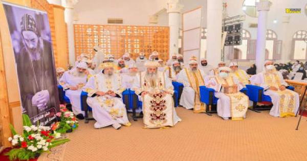 قداس ذكرى أربعين الأنبا كاراس بنقاده - صور