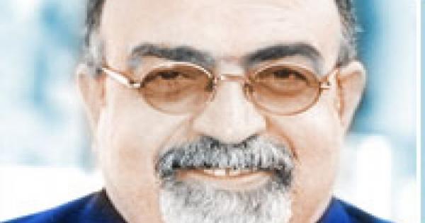 عادل نصيف والأيقونة القبطية