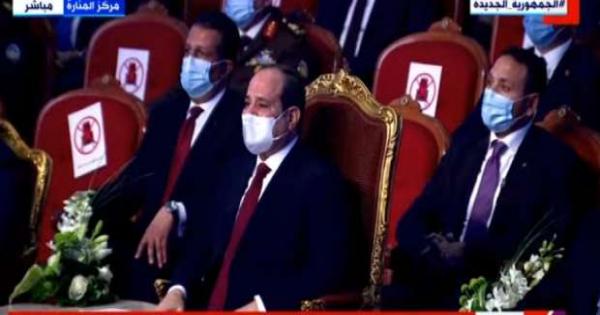 السيسي: في عالمنا الإسلامي دخلونا في متاهات كتيرة جدا بفكر متطرف
