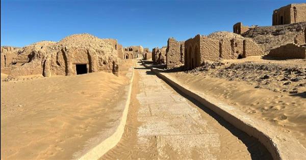 أقدم الجبانات المسيحية.. عالمة آثار تكشف أهمية منطقة البجوات | صور