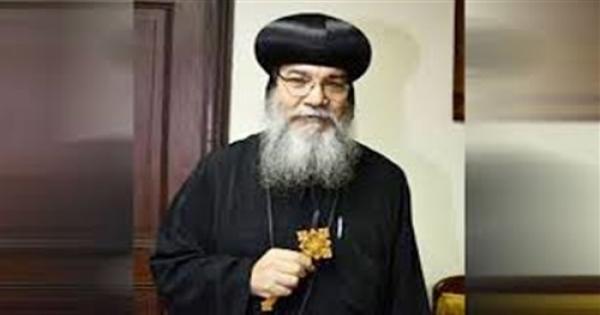 الأنبا مكاريوس يزور دير المحرق بأسيوط