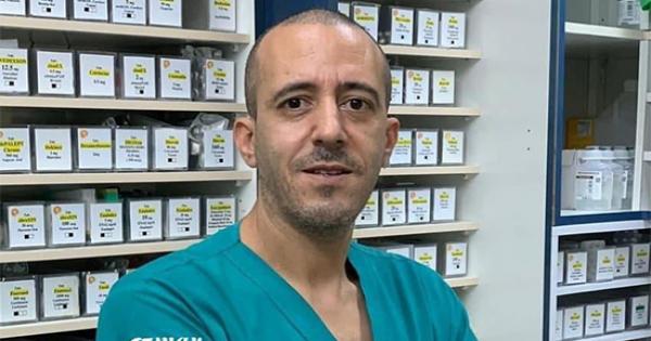 إسرائيل تشيد بممرض مسلم صلى مع مريض يهودي قبل أن يموت