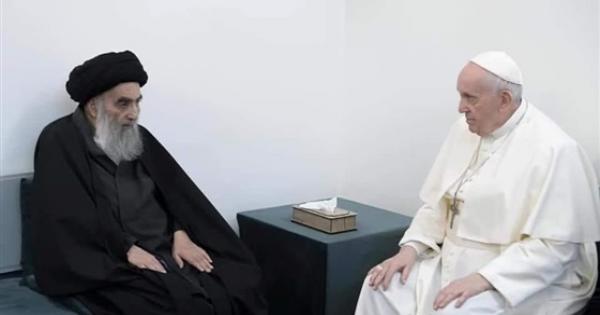 لقاء تاريخي.. شاهد أول صور من مقابلة بابا الفاتيكان والمرجع الشيعي علي السيستاني