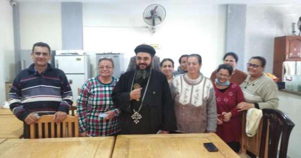 بالصور..كنيسة العذراء تنظم قافلة الرحمة للمسلمين والأقباط بريف الإسكندرية