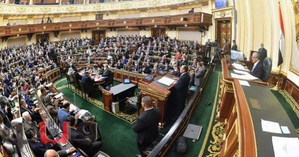 مجلس الوزراء يوجه بتطعيم النواب وأسرهم فورًا