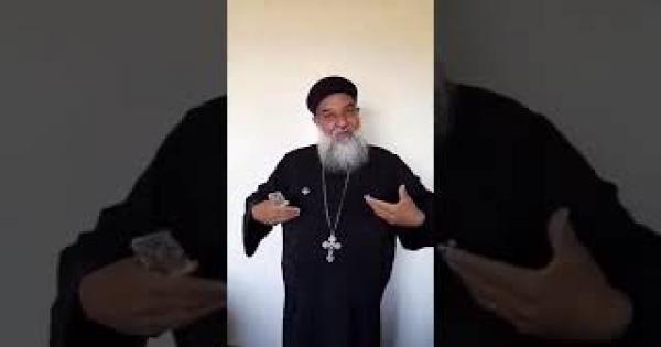 تهنئة القس شنودة يعقوب للأشخاص الصم بمناسبة عيد القيامة - فيديو