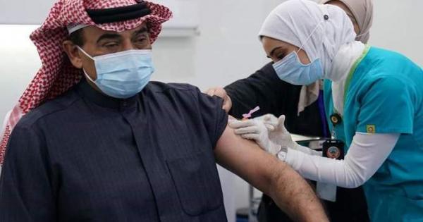 الكويت تحظر سفر مواطنيها والوافدين غير الحاصلين على لقاح كورونا