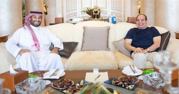 الرئيس السيسي يلتقي ولي العهد السعودي في شرم الشيخ