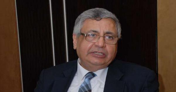 مستشار رئيس الجمهورية: إذا حدثت موجة رابعة ستكون سلالة جديدة أو متحورة