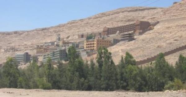 قصة مغارة جبل درنكة أحد مسارات العائلة المقدسة فى مصر